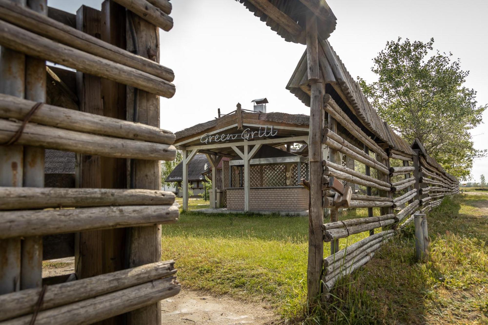 Dolphin Camping Sfantu Gheorghe  Exterior photo