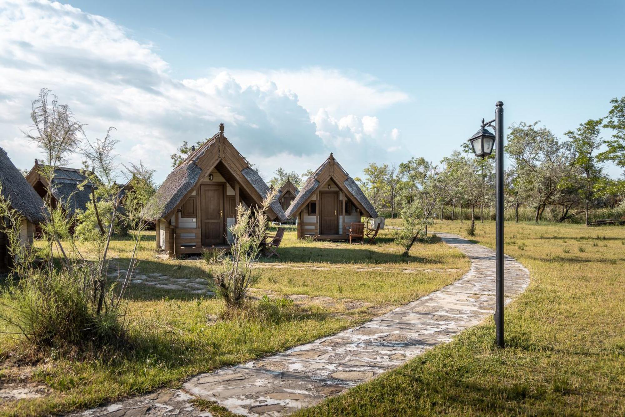 Dolphin Camping Sfantu Gheorghe  Exterior photo